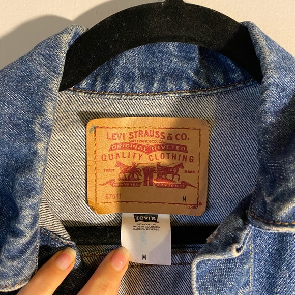 VINTAGE LEVIS DENIM JACKET - Picture 4 of 4